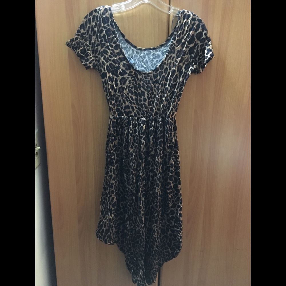 Forever 21 leapord hi-low dress